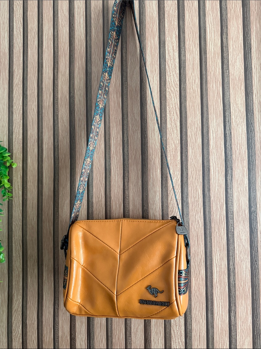 Cross body bag